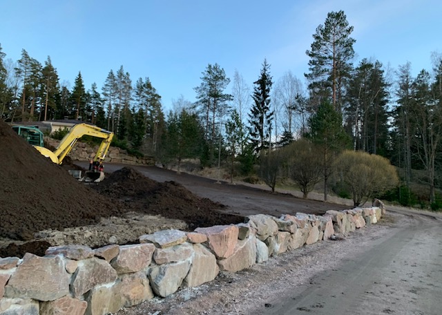 Piharakentaminen
